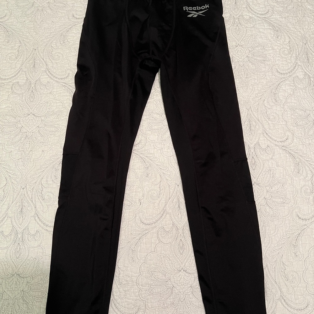 Men’s Reebok running pants - Picture 2 of 2
